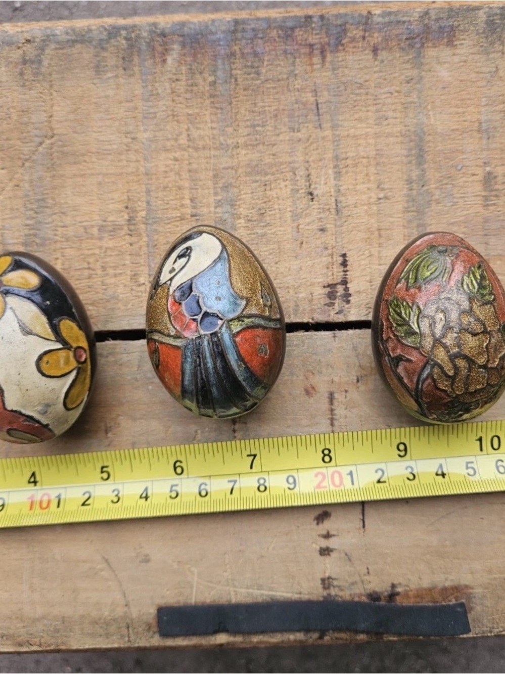 Vintage Foundry Collection Decorative Metal Egg Set of 3, Made in Taiwan
